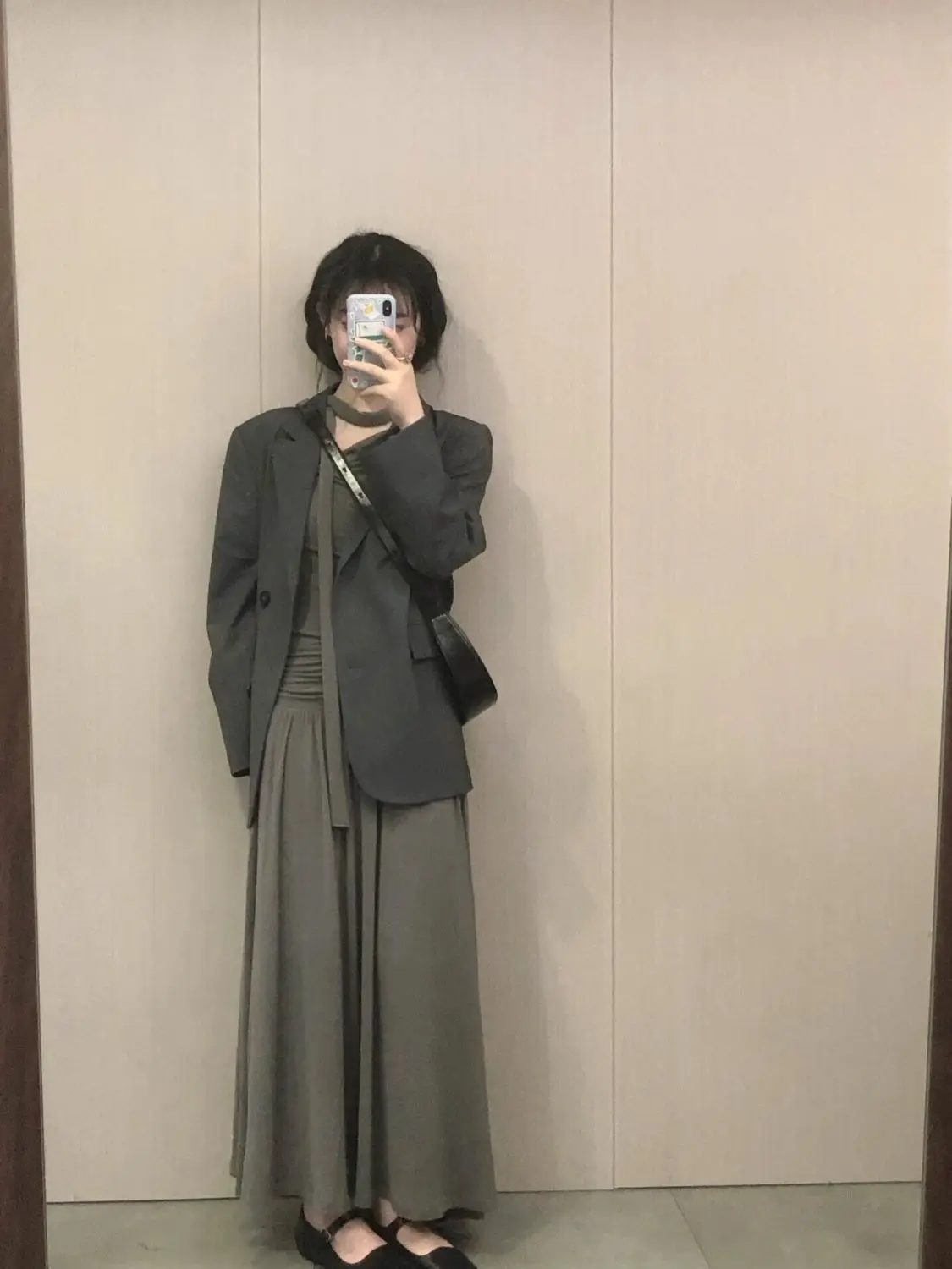 

Long Blazers Woman Korean Fashion Casual Oversized Blazer Lapel Pocketed Office Lady Double-Buttoned Autumn Outwear Trendy