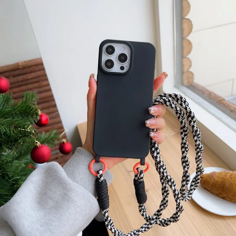 Рисунок 6 - Противоударный чехол со шнурком для iPhone 16