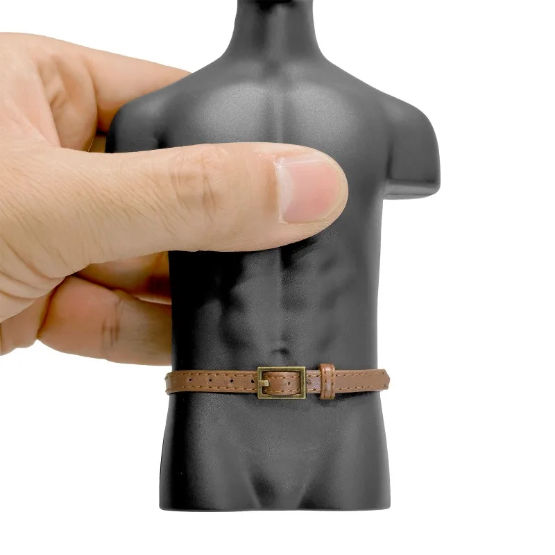 Metalowy pasek z klamrą w skali 1/6 z wykończeniem, skórzany pasek PU o szerokości 5 mm, model żołnierza do figurek akcji 12-calowych.
