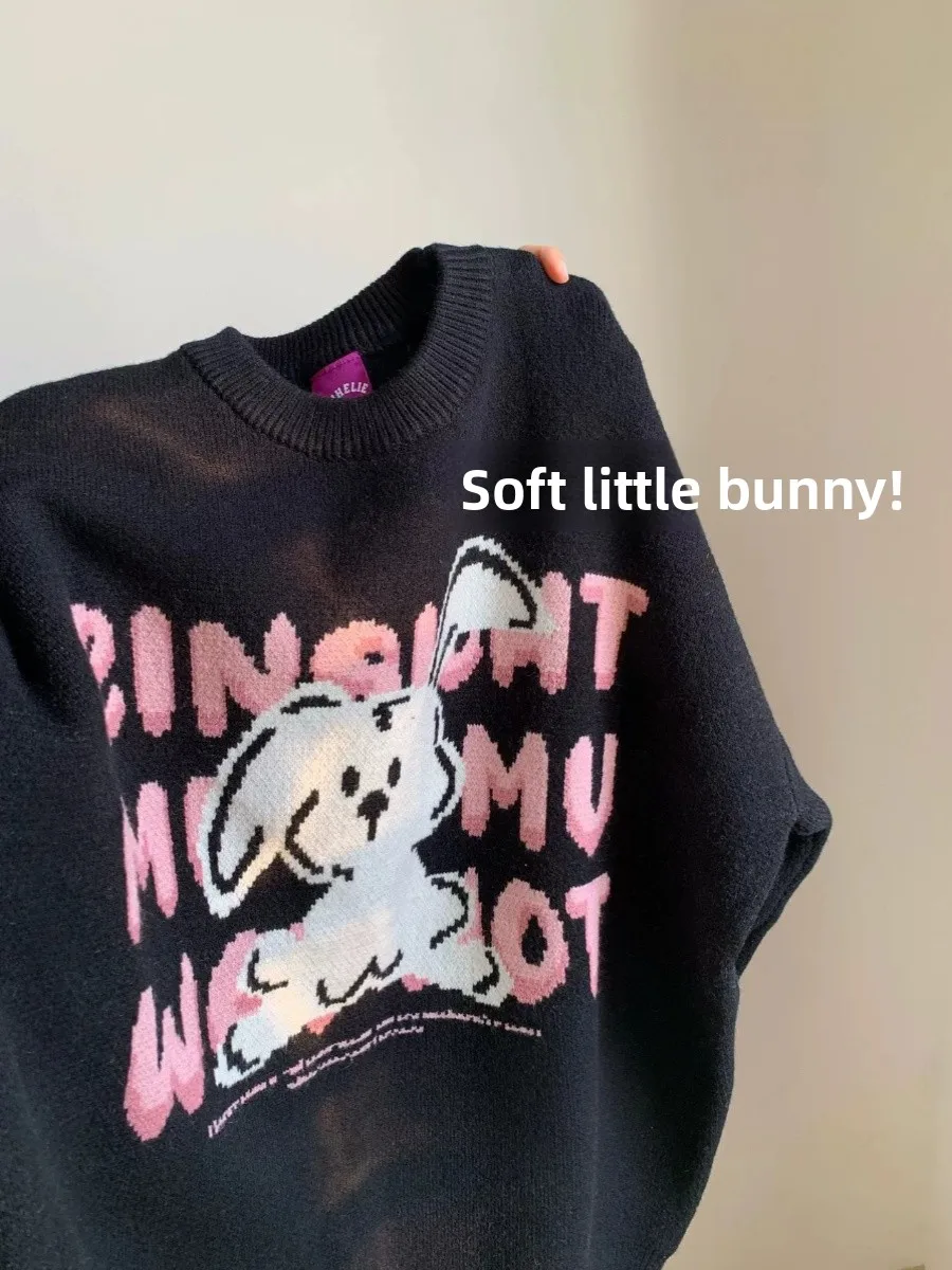 เสื้อสเวตเตอร์ถักไหมพรมหลวมๆ ปักลายกระต่ายอักษรภาษาอังกฤษ สไตล์อเมริกัน สำหรับผู้หญิง ใส่ได้ทุกโอกาส ฤดูใบไม้ร่วง ฤดูหนาว เสื้อถักลำลอง