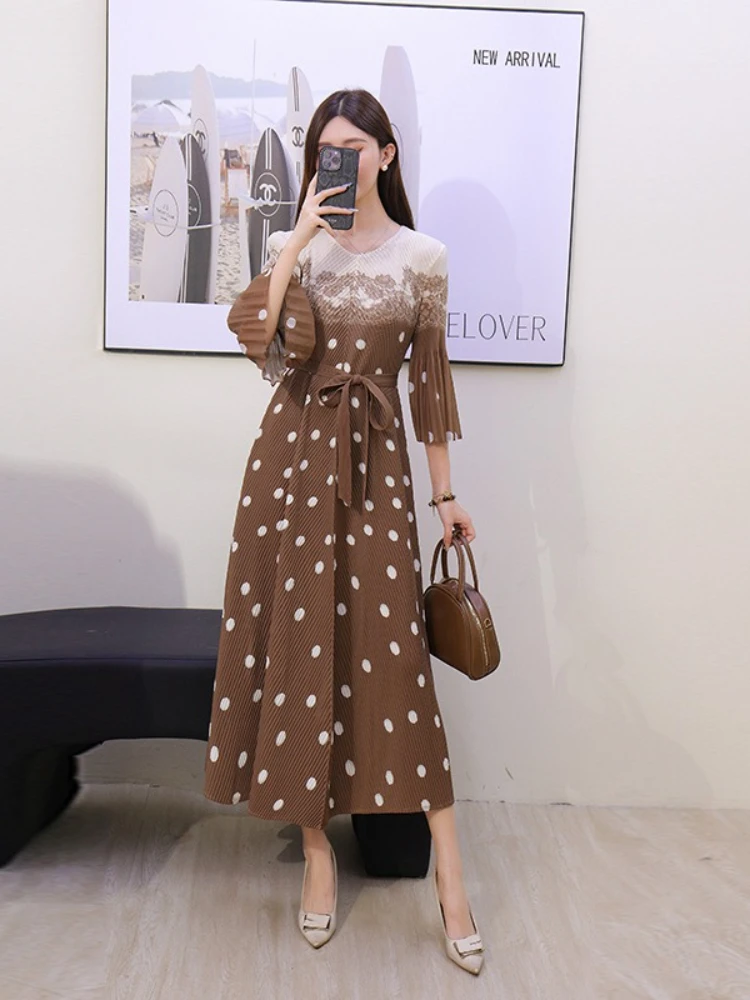 

Miyake Pleats, новинка лета 2025, высококачественное плиссированное платье, женские длинные свободные платья на шнуровке с тонкой талией