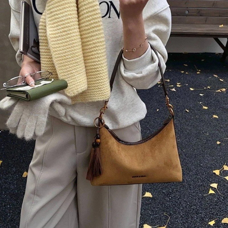 حقيبة كروس نسائية متطورة مصنوعة من الجلد بطباعة كاراكال، مدمجة من تالين عتيقة وواسعة وناعمة يوميًا #3