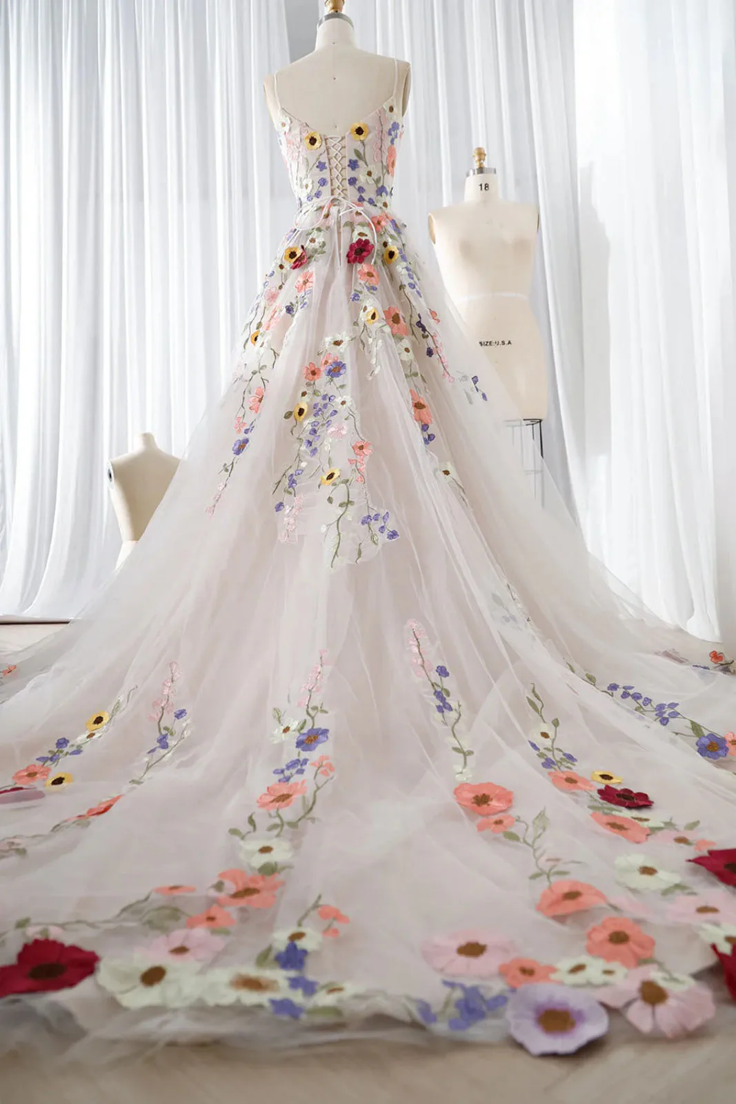 3d flor applique vestido de casamento renda bordado tule vestido de noiva sem alças inchado vestido de baile uma linha praia vestidos de noiva