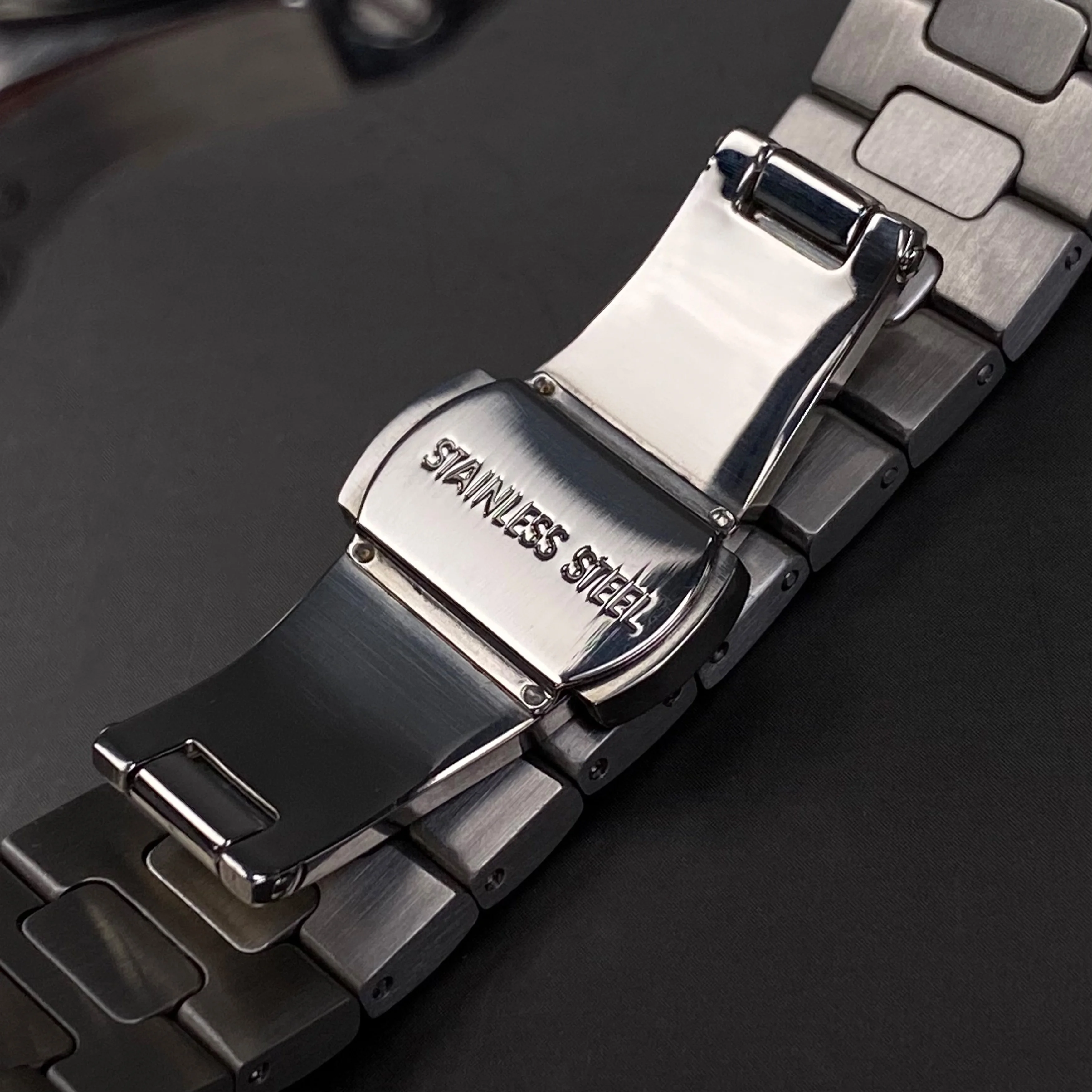 Accessori per cassa dell'orologio in nastro NH35 da 37,5 mm, quadrante da 29,5 mm, cinturino in acciaio inossidabile 361L per movimento Seiko PP CUBITUS NH35