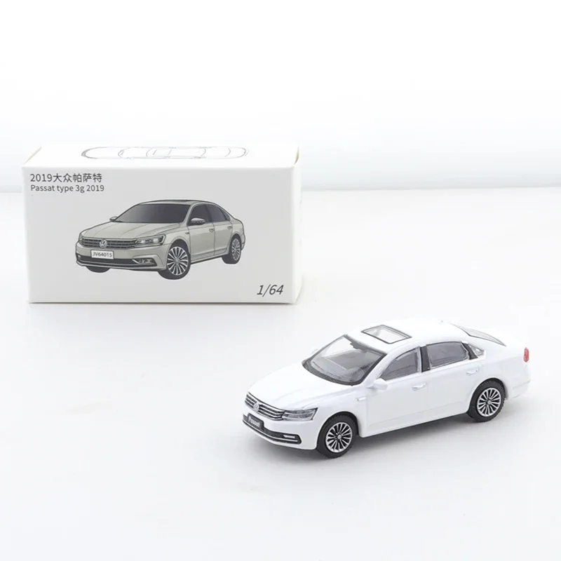 JKM-Modèle réduit de voiture Volkswagen Passat en alliage moulé sous pression, 3g, 1/64, absorption des chocs, jouet, cadeaux pour amis, ornements