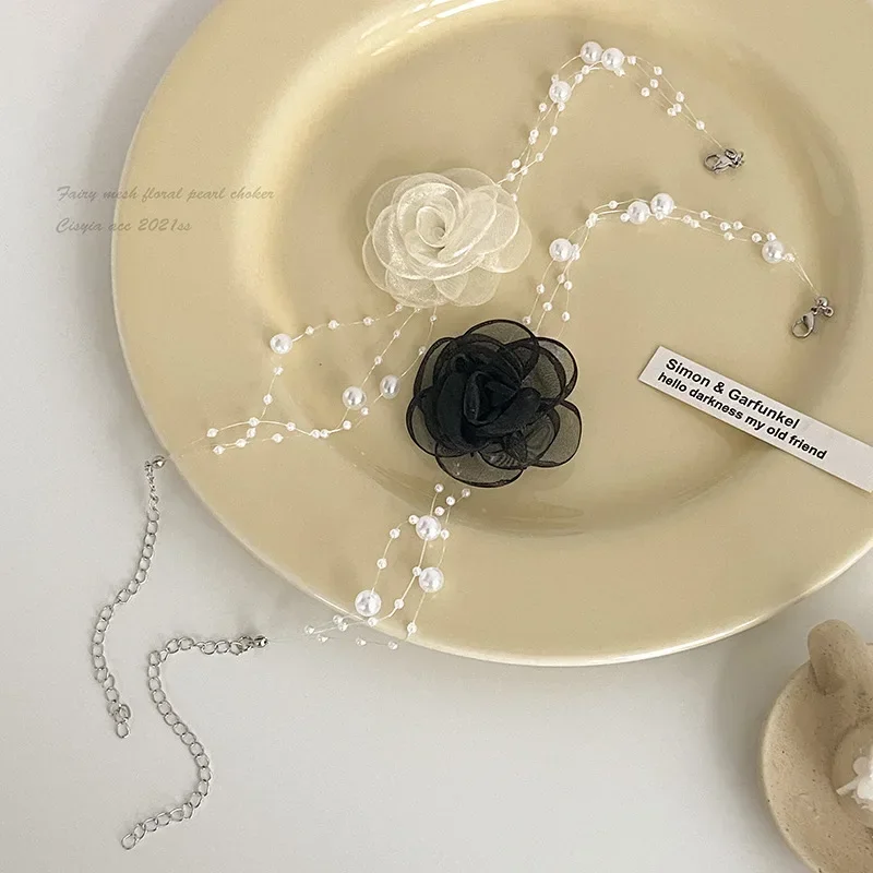 Beautiful Lace Flower Choker Necklaces Simulated Pearl Chain Elegant Camellia Necklaces Women Fashion Jewelry