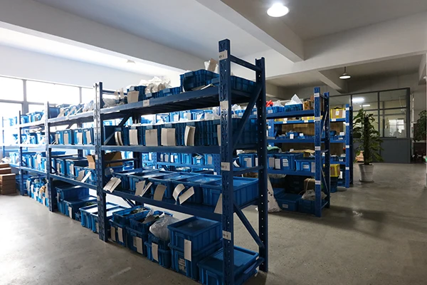 عملية سلسة صغيرة مزدوجة التمثيل أسطوانة هيدروليكية قلابة عدة شاحنة مقطورة قلابة هيدروليكية لمنصة الرفع