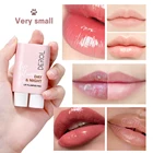 "lip plump"