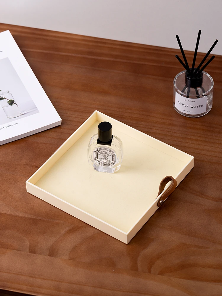 Epeiushome Desktop Aromatherapy Tray Entrance Key Storage Box Finishing Tray Perfume Cosmetic Leather Handler