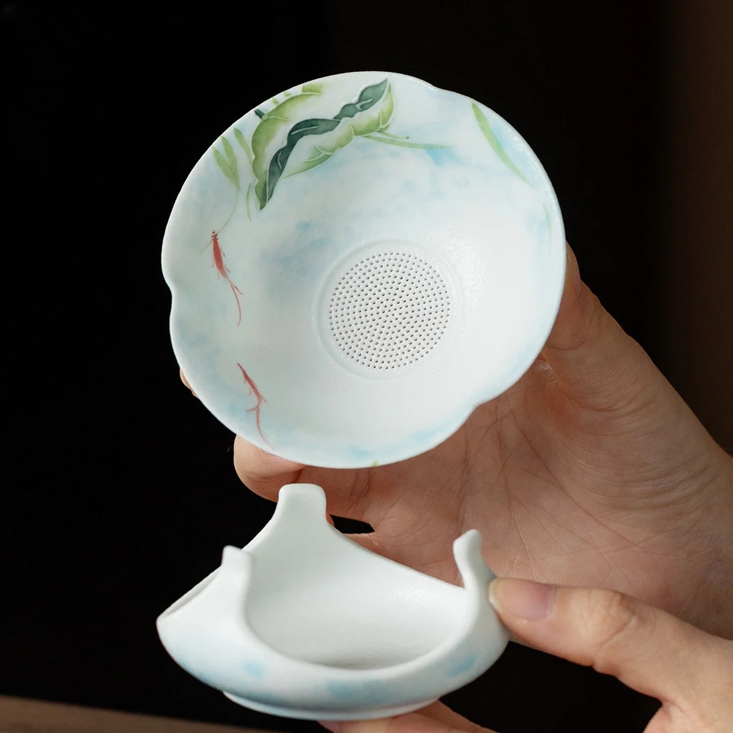 Snowflake White Hand-painted Arita-yaki Hepan Yingbo Blue Household Tea Leak Group Tea Ceremony Accessories Tea Residue Filter