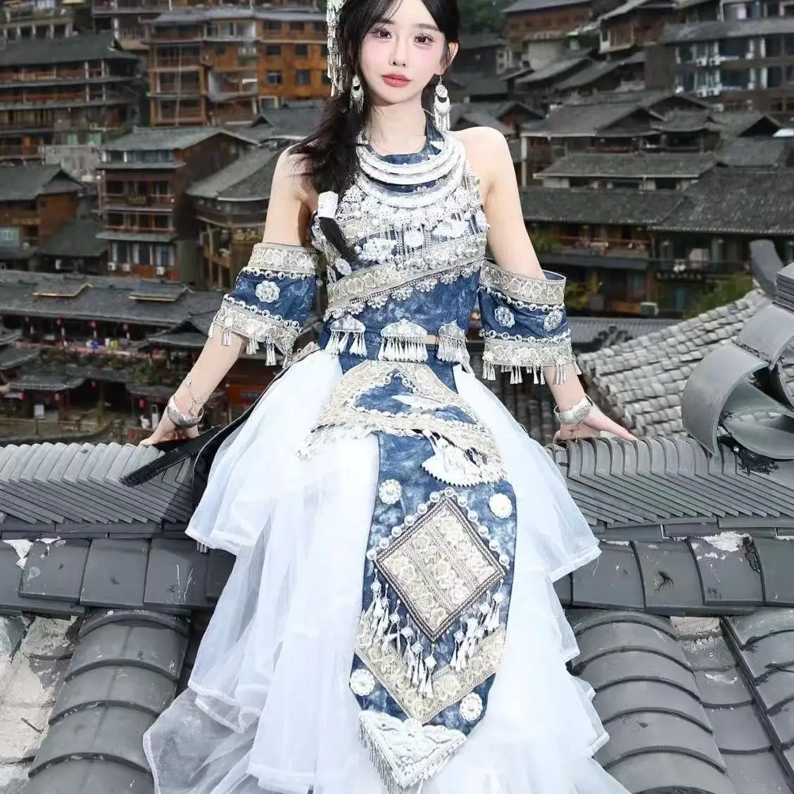 

National Style Women's Hmong Costume Traditional Chinese Ethnic Minority Miao Clothing Carnival Event Stage Cosplay Costume Han