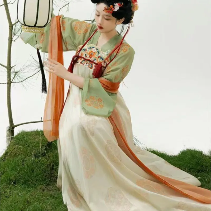 Hanfu กระโปรงยาวถึงหน้าอกสำหรับใส่ประจำวัน