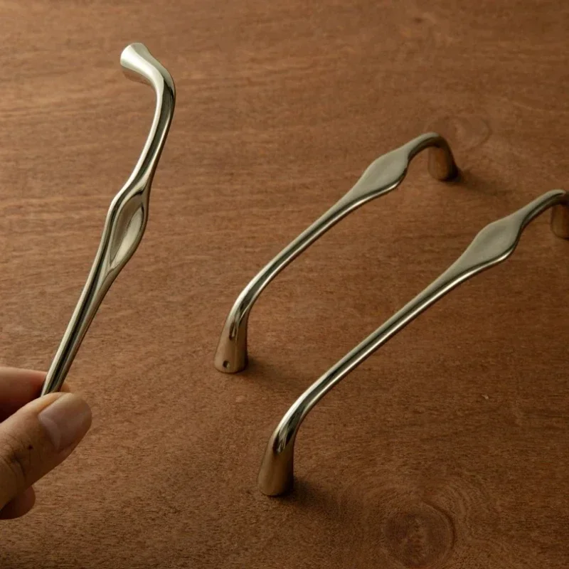 Wardrobe Drawer Handles Streamlined Solid Brass Handles Titanium Silver Cabinet Pull Luxury Furniture Knobs Minimalist Hardware