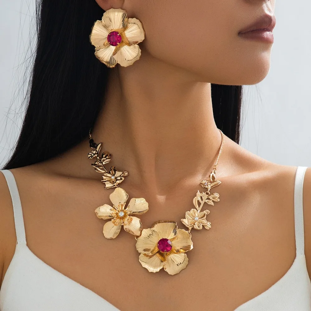 conjunto-de-colar-e-brincos-de-flor-de-metal-acessorios-de-joias-simples-e-elegantes-venda-quente-presente-para-festa-novo-estilo-2026