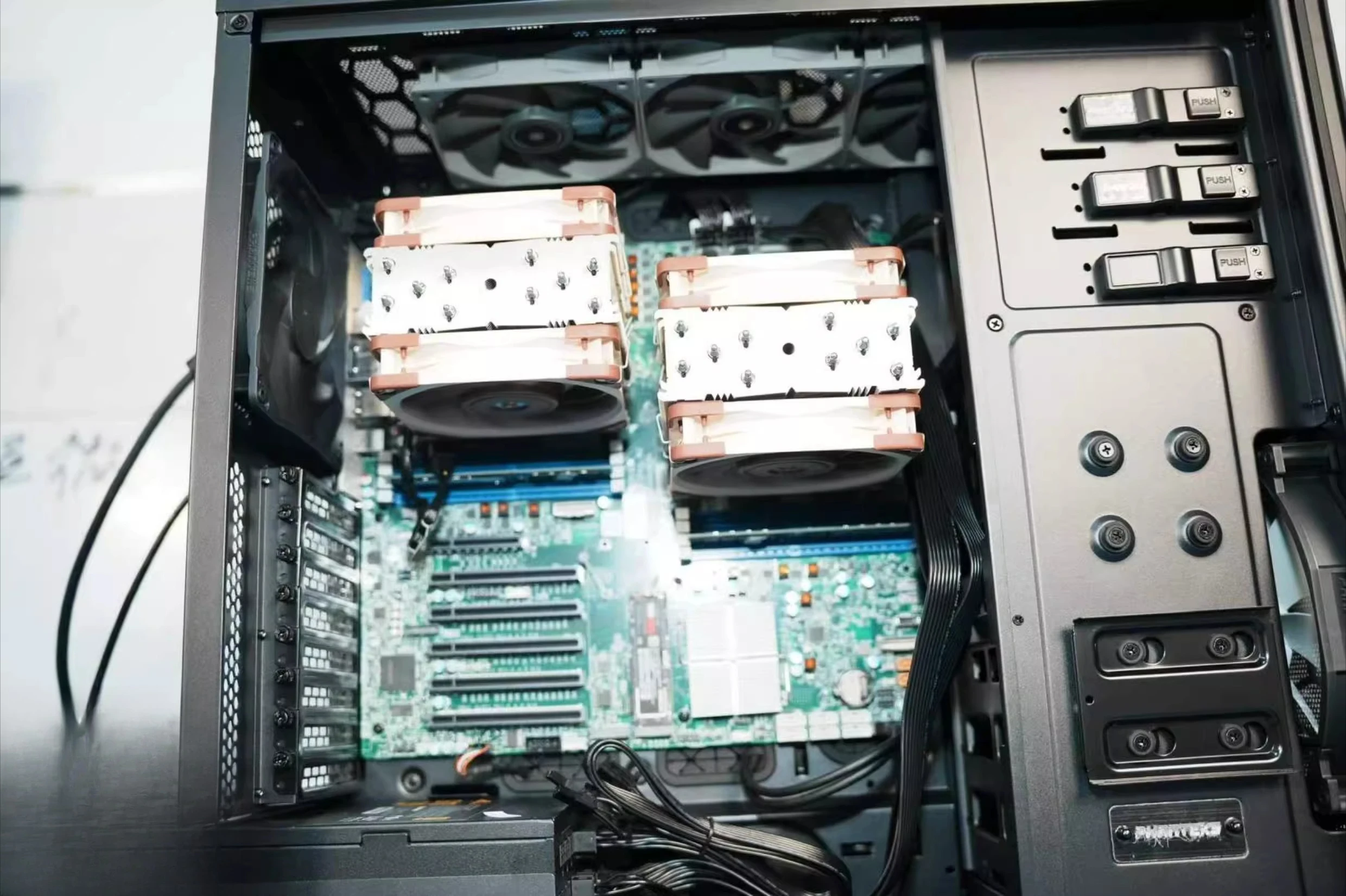 32 ядра, 64 нити рабочая станция 3200 64G*8 2T NVME