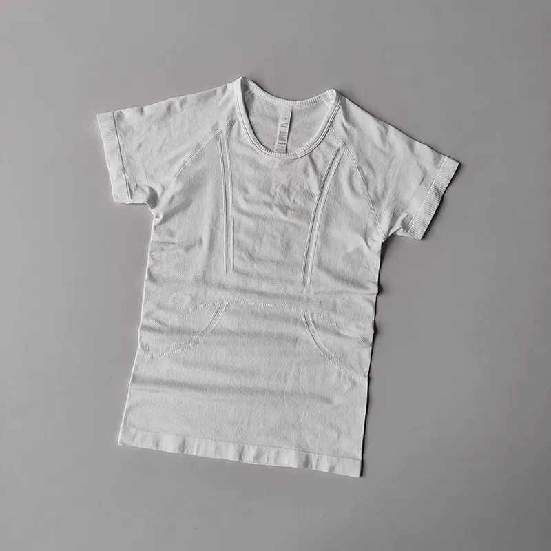 Sommerliches Damen-T-Shirt mit kurzen Ärmeln, Yoga-Shirt, Sportshirt, Fitness-Oberteil, Laufshirt, lässiges Yoga-Outfit, Oberteil. – Detail 5