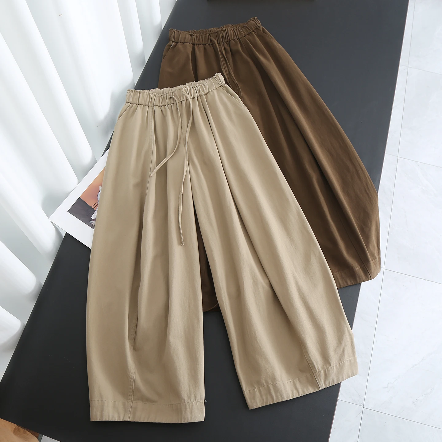 

Retro Japanese Style High Waist Elastic Wide Leg Pants Loose Fit Nine Points Casual Grandmother Pants Spring Season Ladies