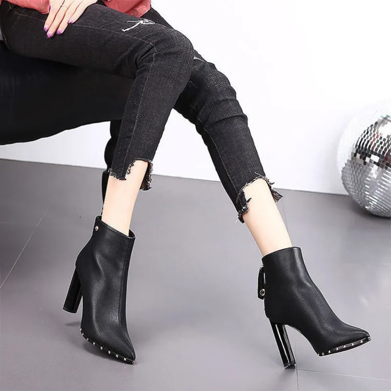 Short Shoes for Woman Studded Women\'s Ankle Boots Pointed Toe Booties Very High Heels Heeled Footwear Sexy Sale New In Hot Y2k