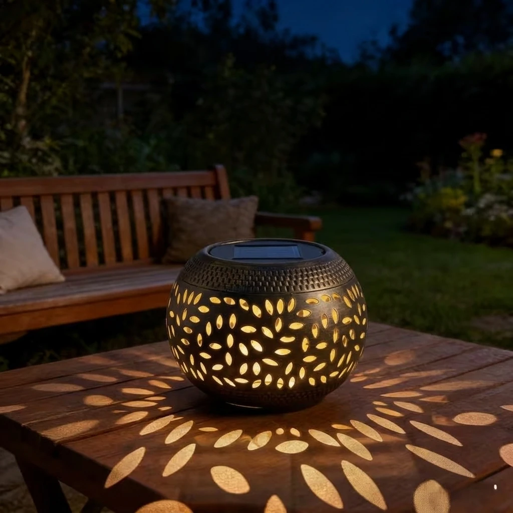 

Solar Table Lights Metal Outdoor Decoration Solar Garden Lantern Waterproof with Shadow Projection Light for Patio Lawn Pathway