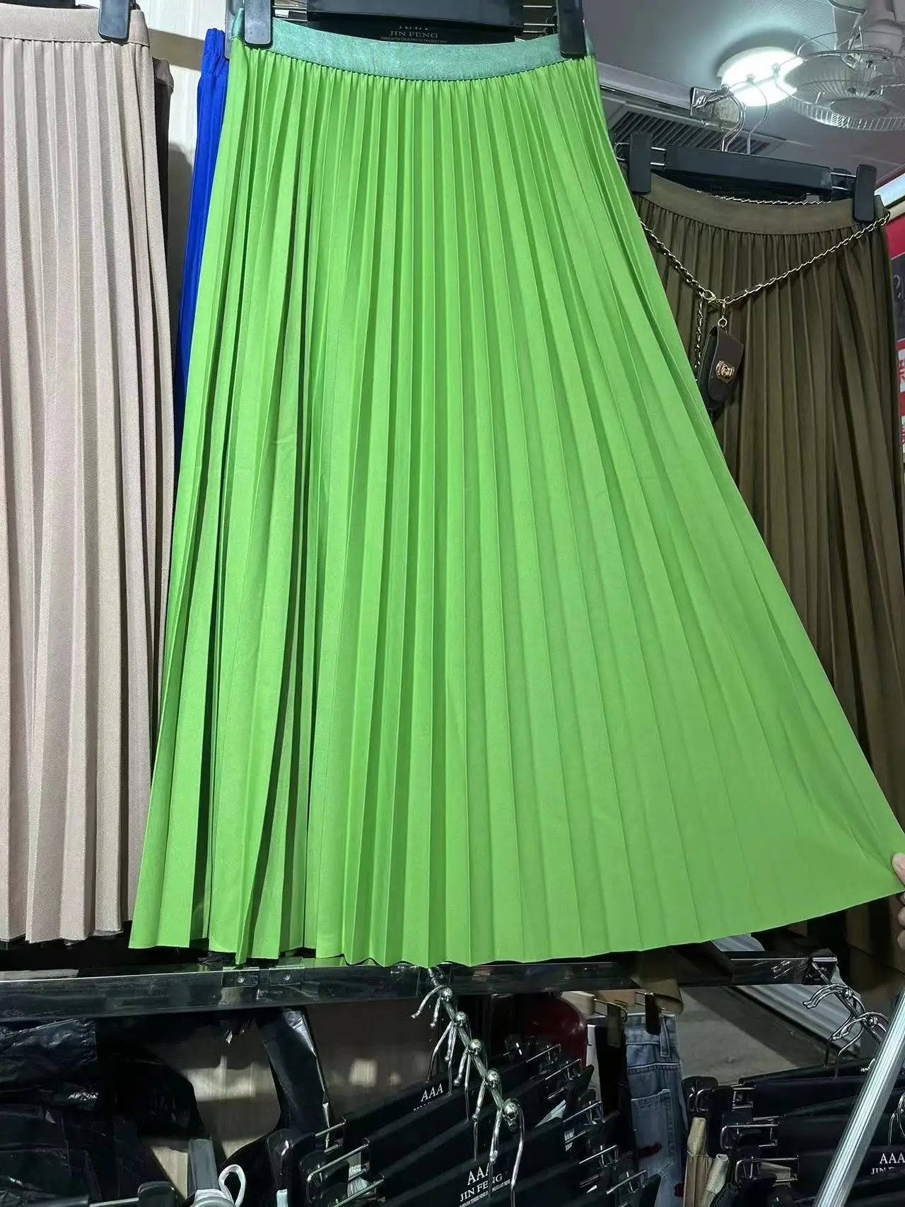 apple green