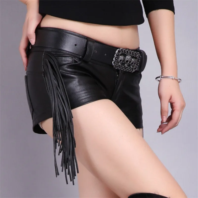 가을 새로운 Y2k PU 가죽 반바지 여성 낮은 허리 섹시한 프린지 엉덩이 래핑 된 블랙 슬림 부티 반바지 나이트 클럽