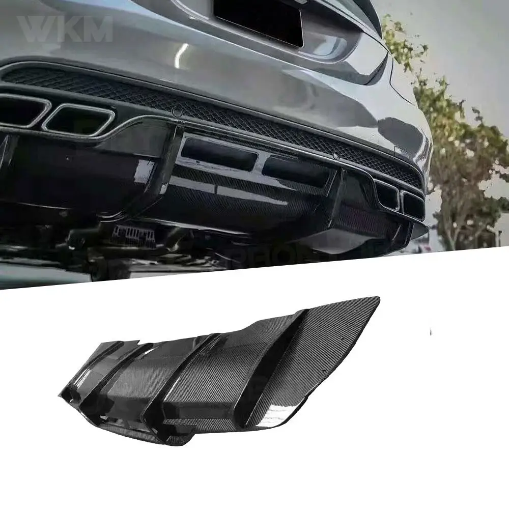 

Carbon Fiber Car Rear Diffuser Bumper Lip Spoiler for Benz C Class W205 C205 C63 C63S Sedan Coupe AMG 2015-2022 P Style