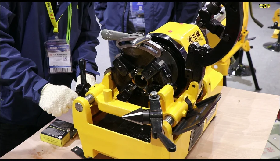 Mini 1500W Hongli Pipe Threading Machine Portable Pipe Threader SQ40