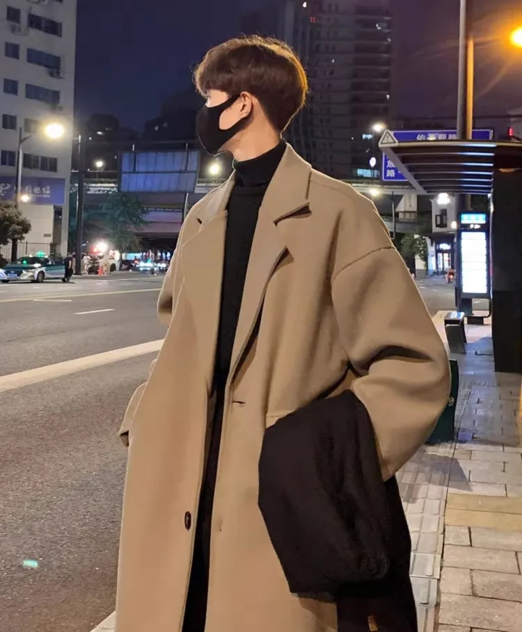 

Мужское пальто из шерстяной смеси: элегантность, изящество, красота, утонченность, культура, образование, интеллект, академия, мода.