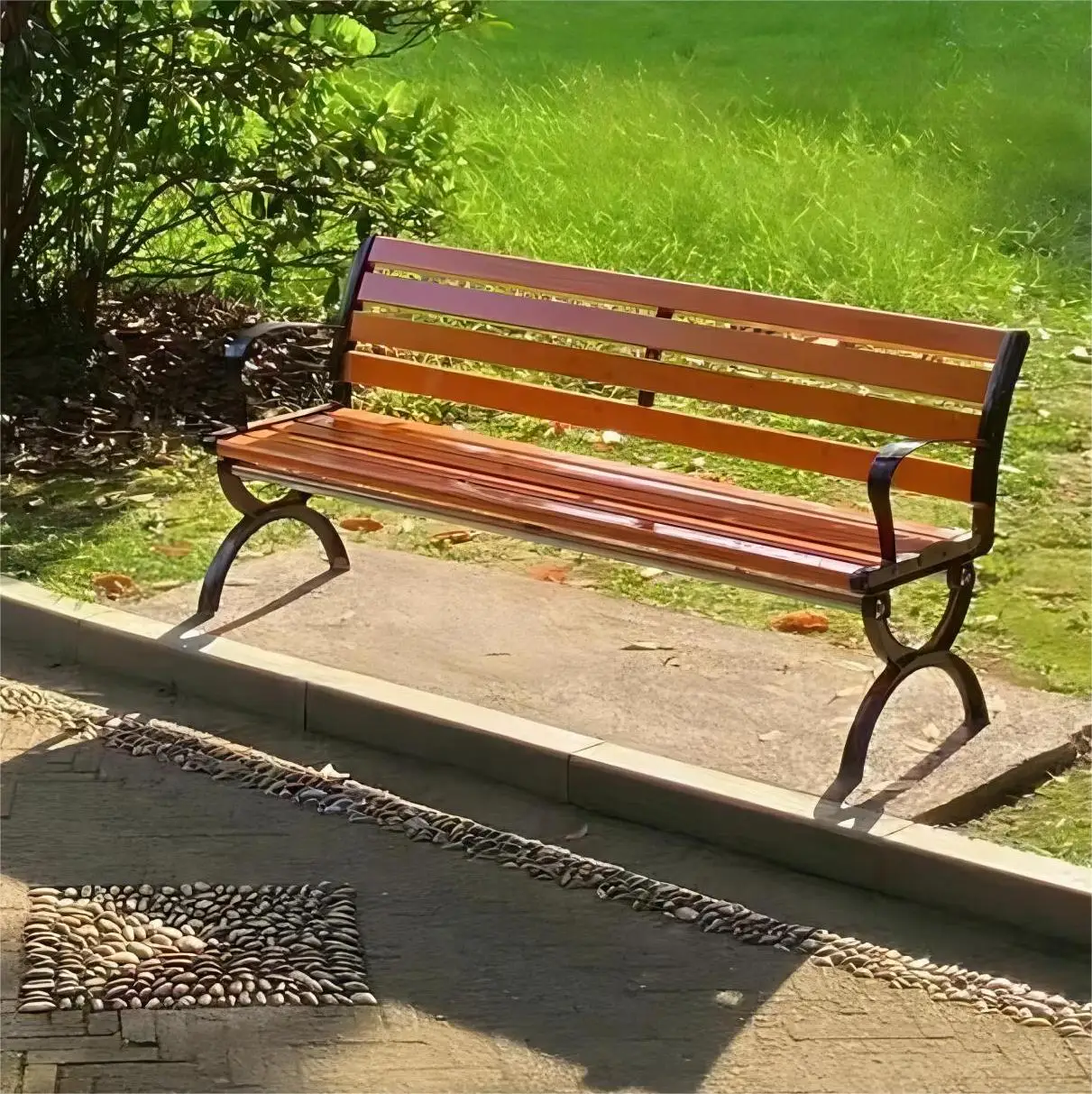

Street Rest Bench Customized Outdoor Durable Seating With Cast Iron Leg Public Park Waterproof WPC Bench
