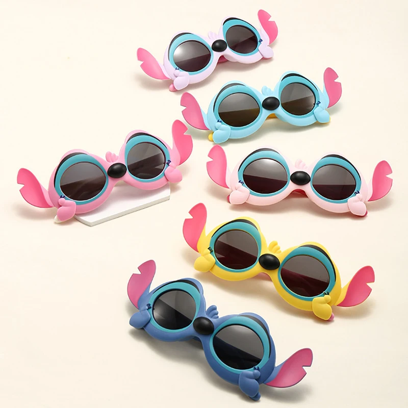 Occhiali da sole Disney Stitch Angel Adorabili occhiali UV400 Anti-UVA UVB Vacanza Disneyland Trip Y2K Occhiali da sole morbidi polarizzati