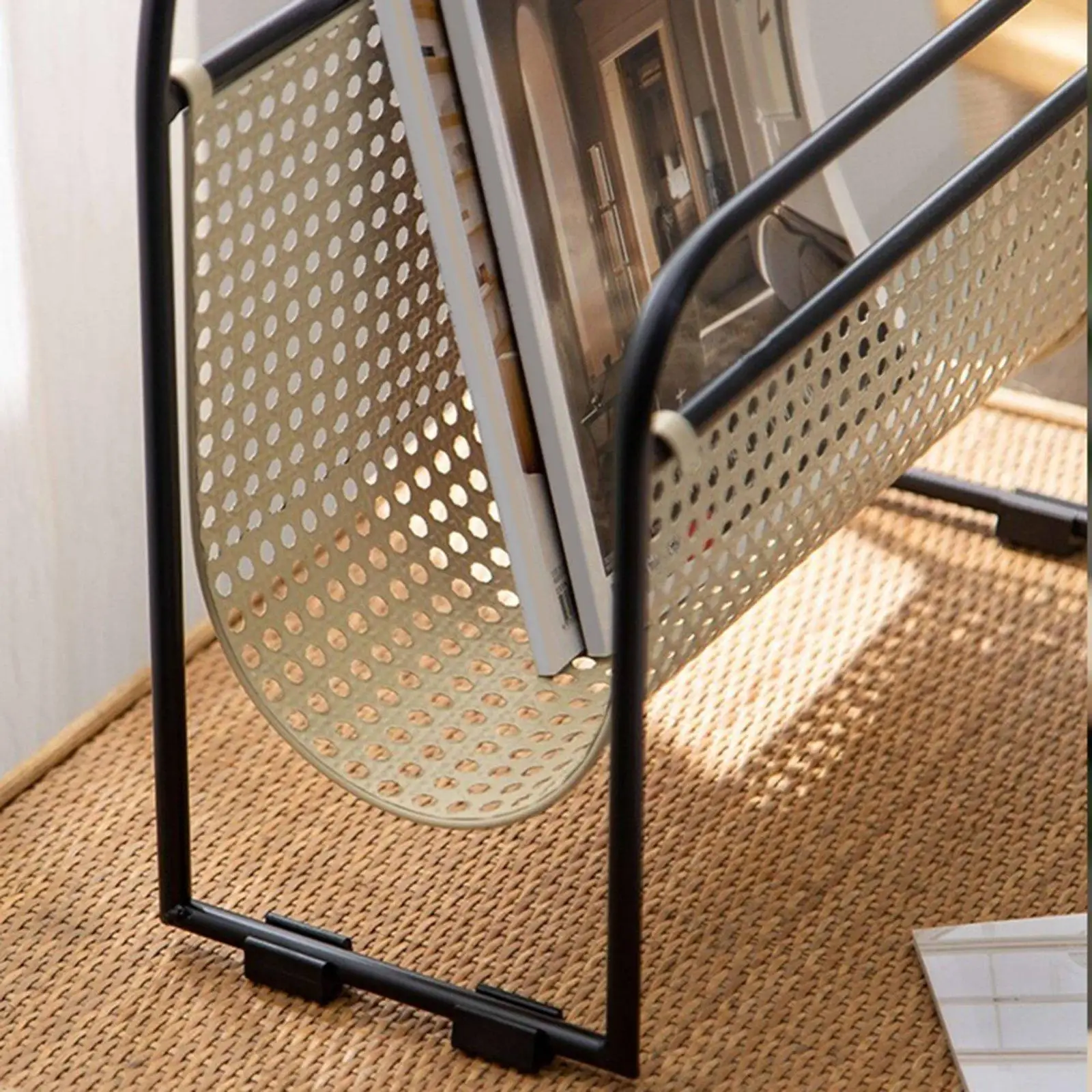 minimalist-woven-fabric-magazine-rack-space-saving-storage-basket