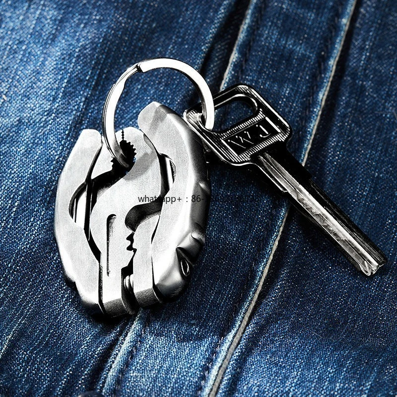 Mini Multifunctional Tool Pliers Combination Universal Outdoor Folding Portable Keychain