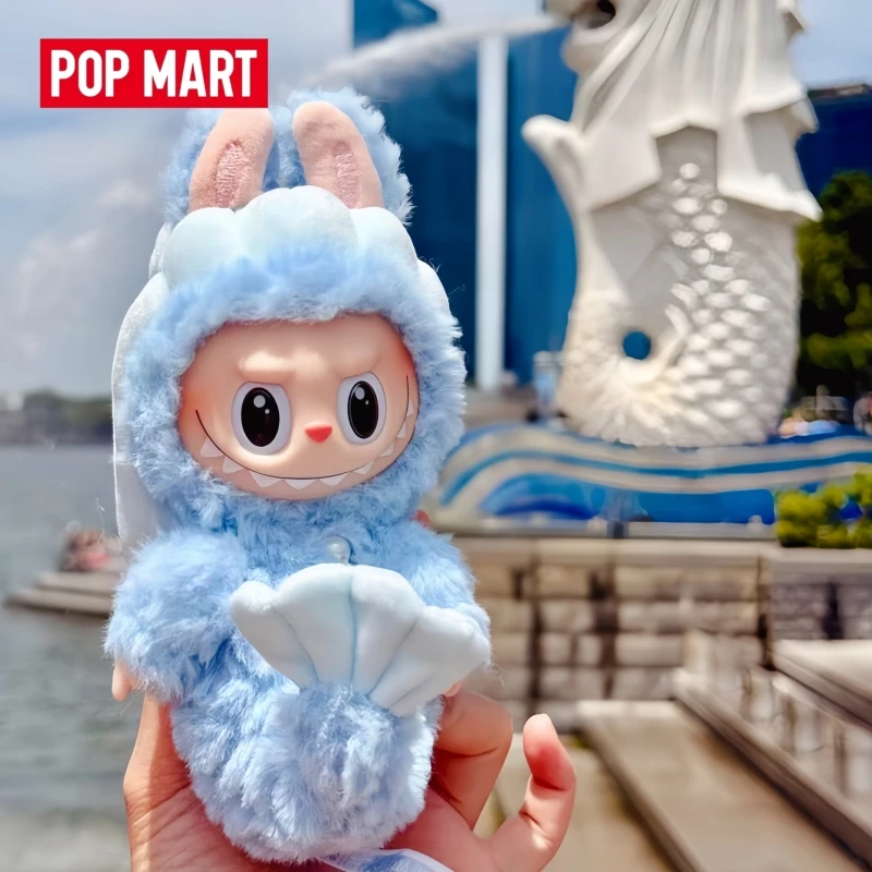 

Плюшевая подвеска-кукла Pop Mart Labubu «Прятки в Сингапуре» с Мерлионом, коллекционный брелок для сумки, подарок для коллекционеров аниме-игрушек