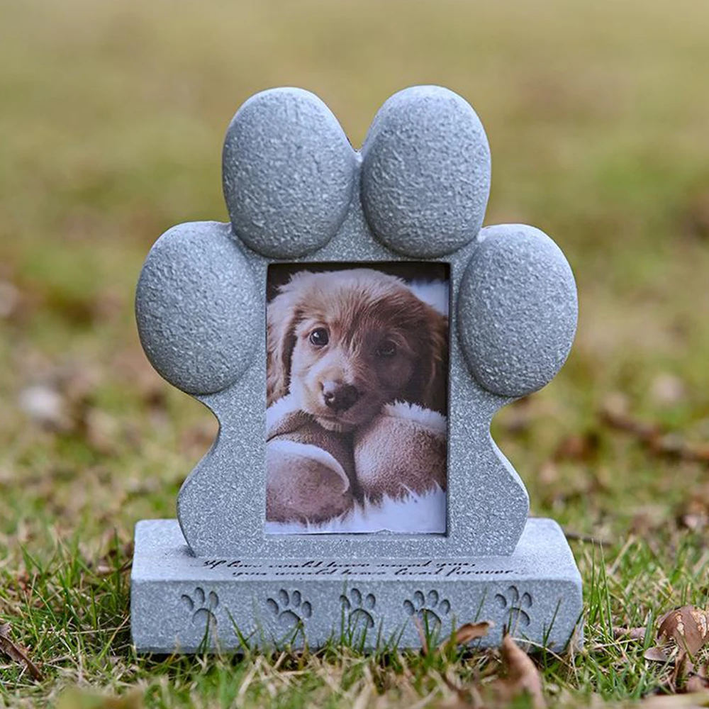 Pet Tombstone Creative Resin Simulation Memorial Stone for Dogs Cats Memorial Stone Animal Burial Commemorative Craft Ornament