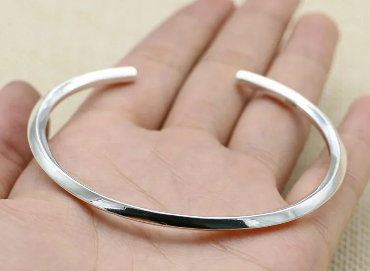 

Bohemia 925 Sterling Silver Bracelet Women's Fine Style Smooth Face Bracelet Opening Simple Elegant Style Accessories Birthday G