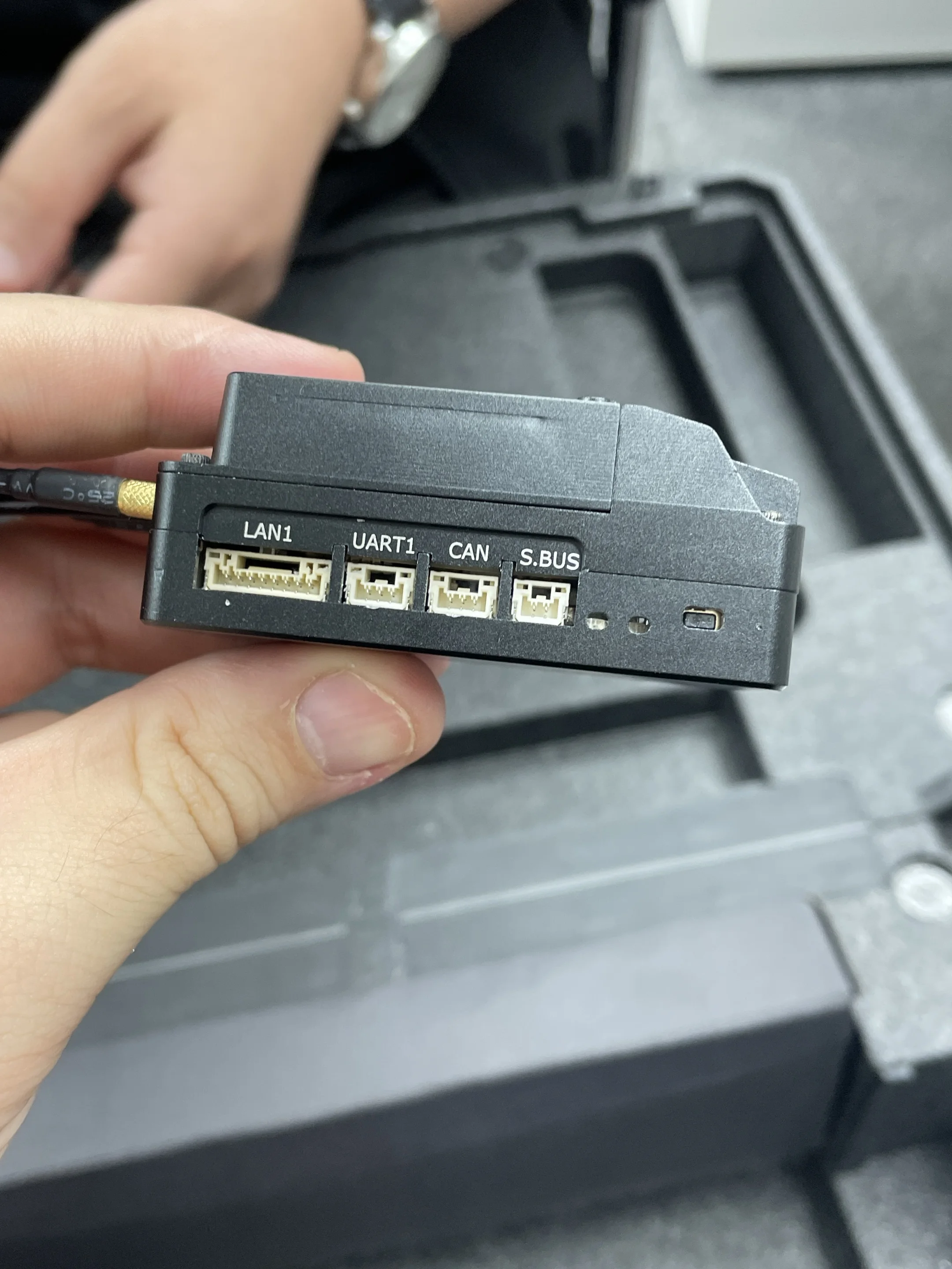 

New SlYl UniRC 10 PRO Triple-Frequency Professional Ground Station