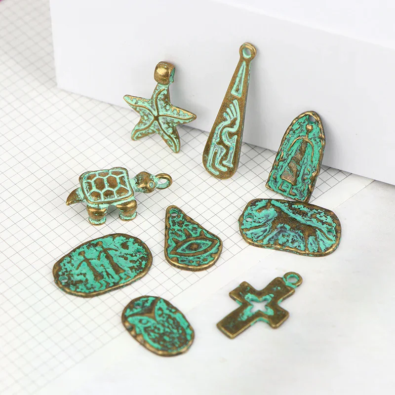 10 قطعة مختلفة الرجعية الطوطم نمط المعلقات زر معدني للملابس معاطف الزي الرسمي سترة ديكور معلقة DIY بها بنفسك صنع الملحقات #4