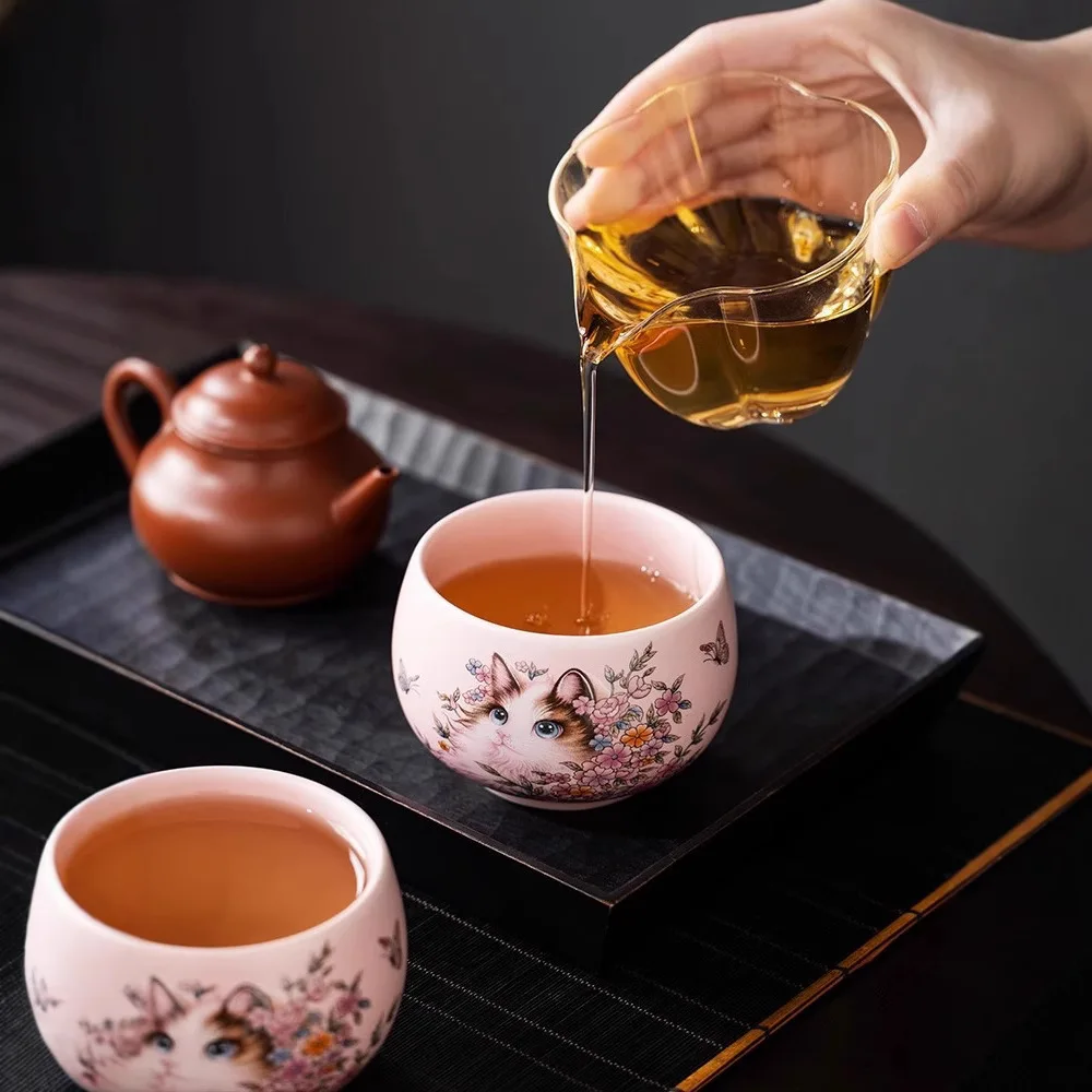 Cartoon Cat And Flower Pattern Teacup Ceramic Chinese  Kungfu Tea Cup 185ml