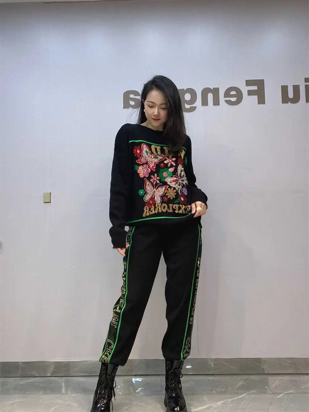 

Faionable 2024 European Sle Women's Knitted Sweater Set with Long Sves And Diamond Stam plus Size Autumn Wear