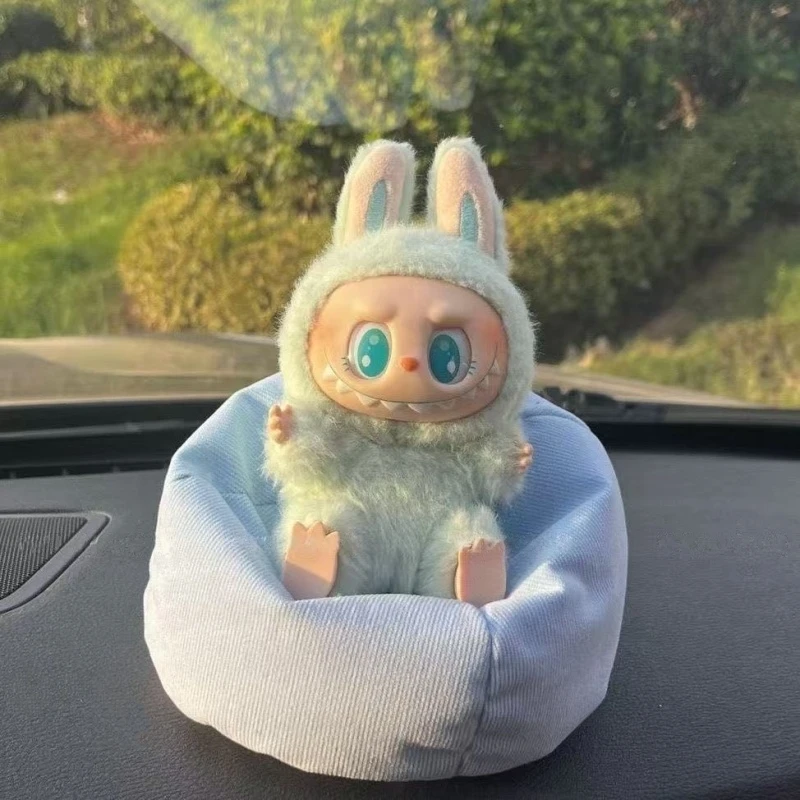 Sofá Mini Labubu de 17cm: Boneca Fofa para Carro, Sofá Decorativo, Acessórios para Bonecas Humanas, Brinquedo Infantil, Presente de Aniversário