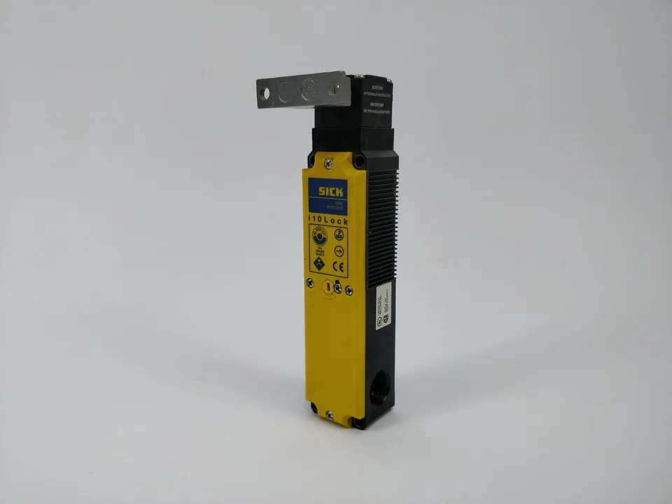New Plc I10-e0241 Safety Interlock Switch