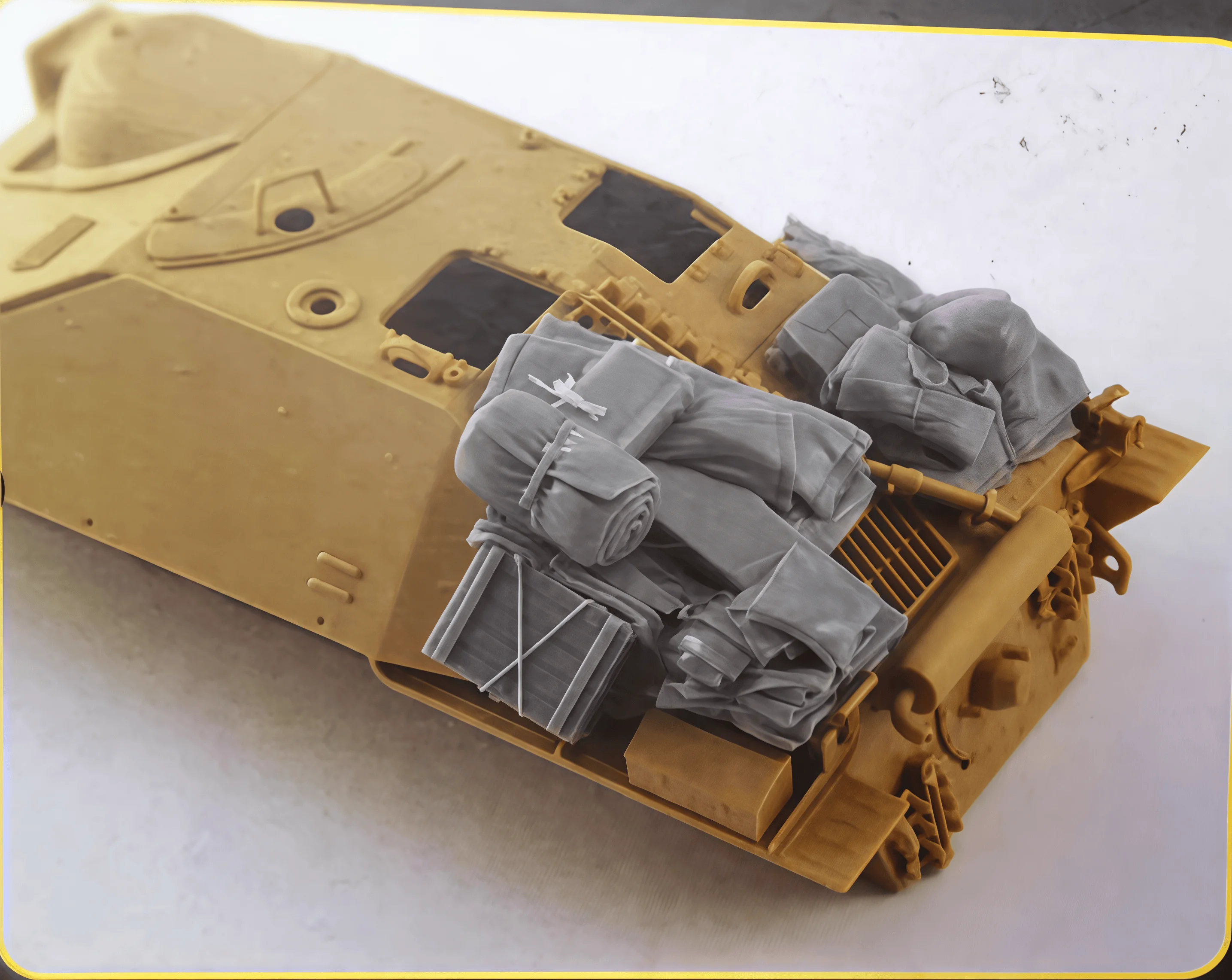 

Комплект для сборки модели из литой смолы 1/35, мусор танка, неокрашенный