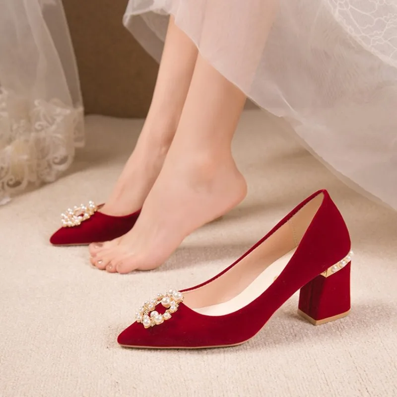 

Comemore Chunky Heel Shoes Female 2024 Spring Summer New Rhinestone Red Chinese Wedding Bridal Shoe with Pearls Pumps Elegant