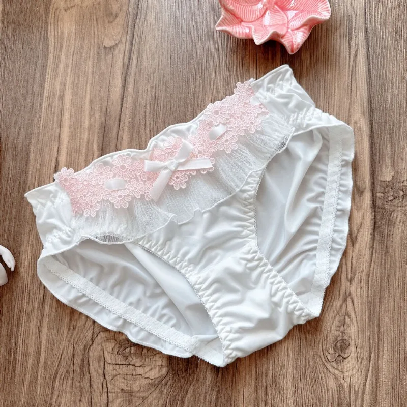 Cute Lovely Sweety Milk Silk Princess Style Underwear Women's Middle Waist Elasticity Seamless Panties Embroidery Flowers Lolita - Image 5