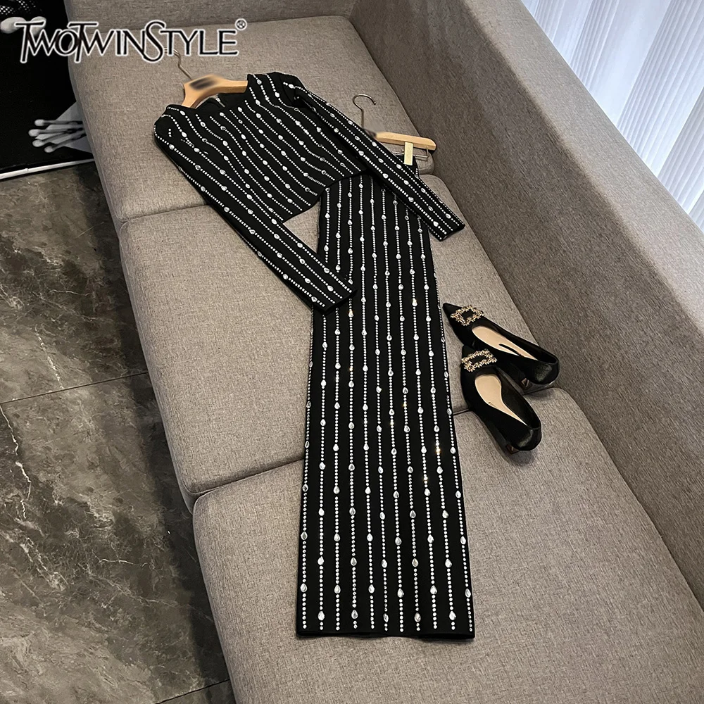 

TWOTWINSTYLE Gorgeous Stripe Two Piece Sets For Women Round Neck Long Sleeve Top High Waist Skirt Chic Set Female New KSE553186