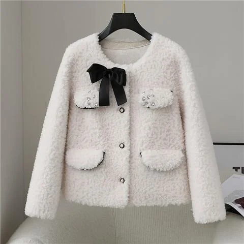 

Women's Autumn 2023 Winter Fashion O-neck Bow Outerwear Female Genuine Lamb Fur Coats Ladies Sheep Shearing Warm Jackets Q25