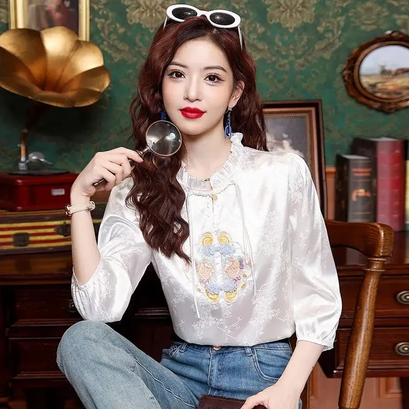 

Spring Summer New 3/4 Sleeve Embroidery Elegant Blouse O-neck Plus Size Loose Vintage Shirt Tops Fashion Harajuku Women Clothing