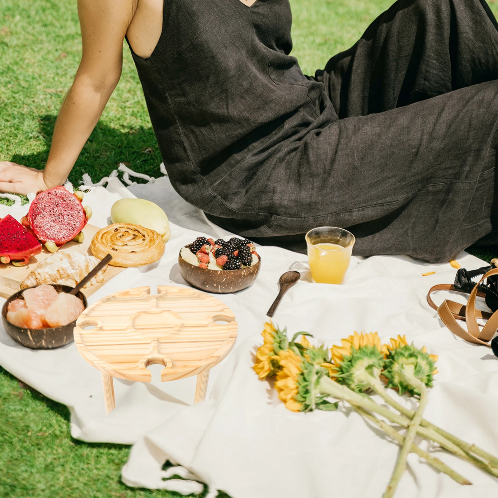 

Eco-Friendly Wooden Wine Table Outdoor Picnic Dining Table Wine Rack Holder Garden Supplies