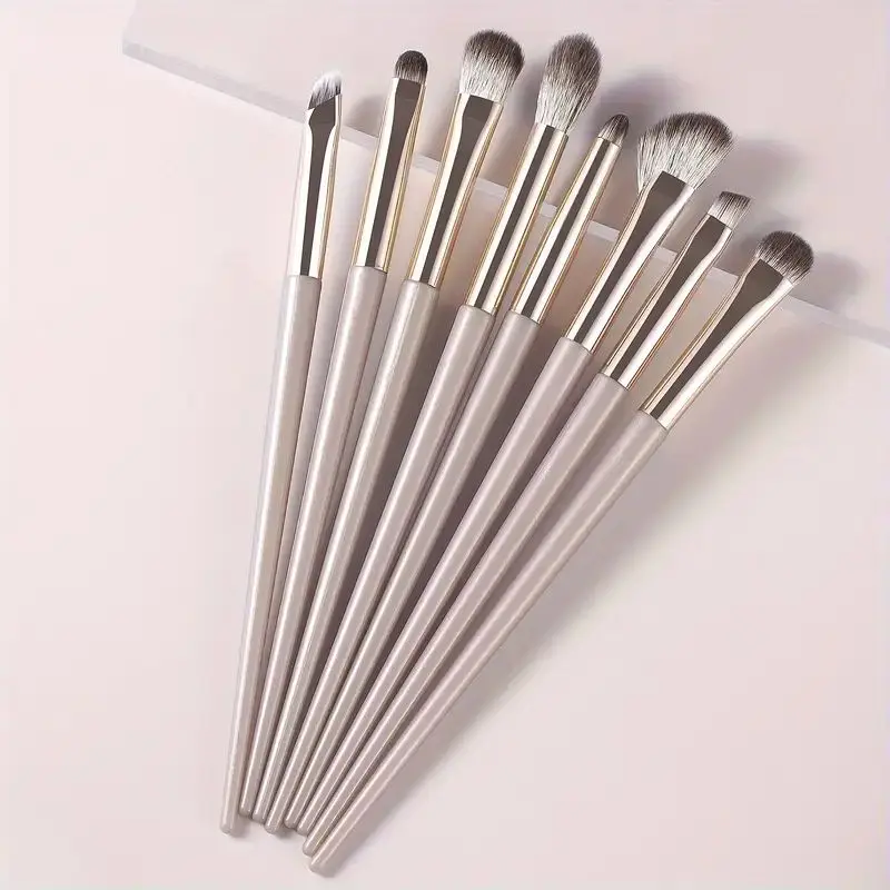 8-piece Portable Eyeshadow Makeup Brush Set To Create Perfect Eye Makeup，Eyeshadow Brush，Eye Makeup Smudged Lying Silkworm