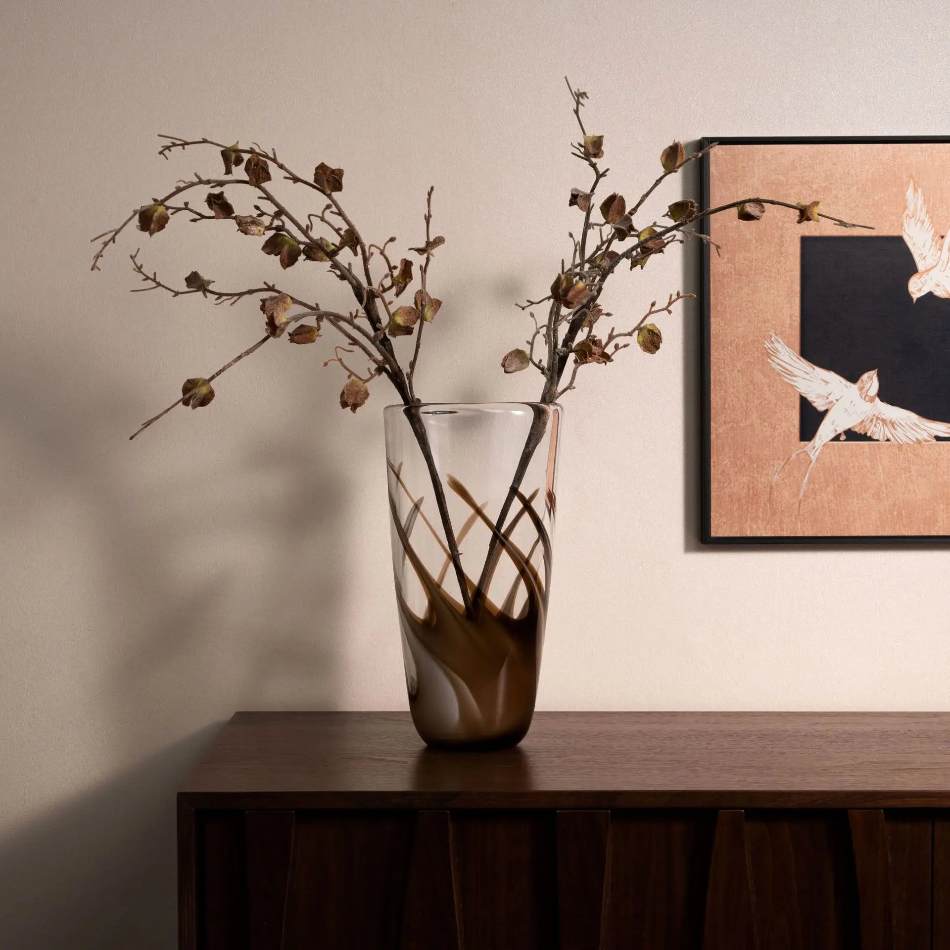 Creative modern light luxury coffee color seaweed pattern glass vase fashion model room living room design decoration ornament